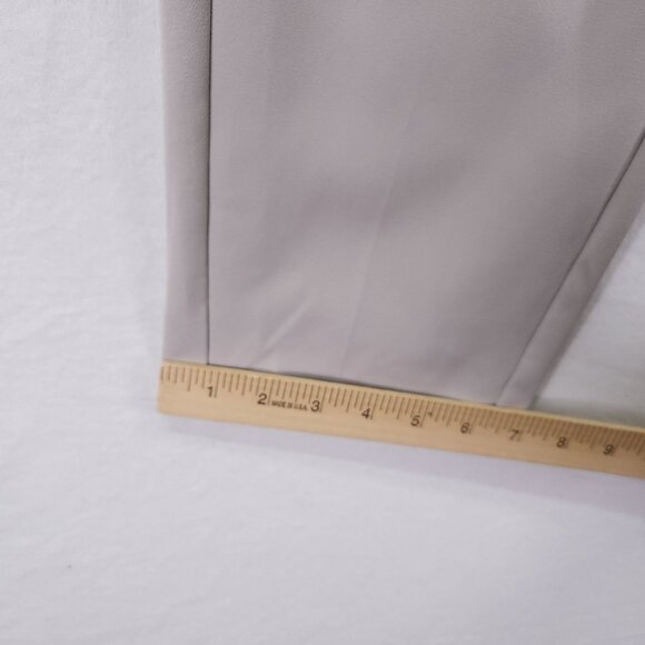 Athleta Trekkie North High Rise Jogger Size 10 Hiking Pants Gray Zip Pockets - Picture 11 of 13